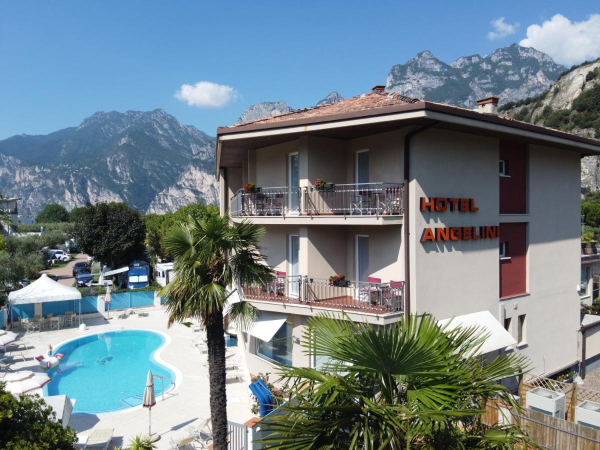 Hotel Angelini Torbole Sul Garda Esterno foto